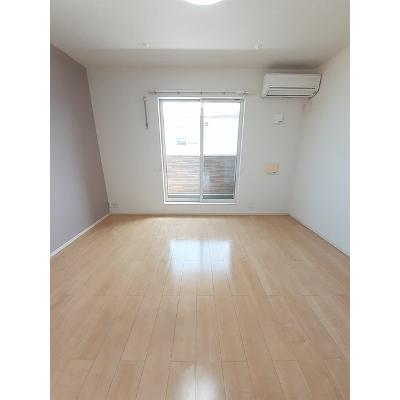 プレシスⅢ 201【管理NO：1-022195001-02010】 ★家具家電は申し込み後に搬入します★ ★2026年09月下旬入居可能★の物件写真2