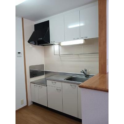 フローラル　ヒル 202【管理NO：1-014531701-02020】 ★家具家電は申し込み後に搬入します★ ★2026年10月上旬入居可能★の物件写真3