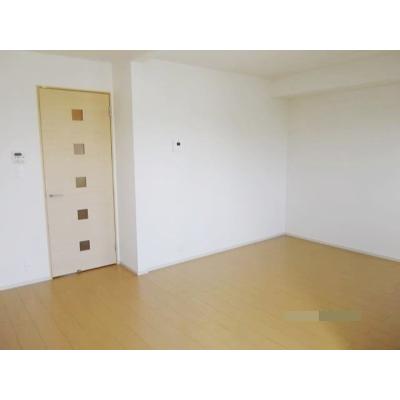 ヴィラージュ・ヒルズＢ 203【管理NO：1-017433201-02030】 ★家具家電は申し込み後に搬入します★ ★2026年10月下旬入居可能★の物件写真2