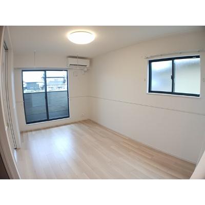 リクワイヤドⅤ 204【管理NO：1-027797901-02040】 ★家具家電は申し込み後に搬入します★の物件写真2