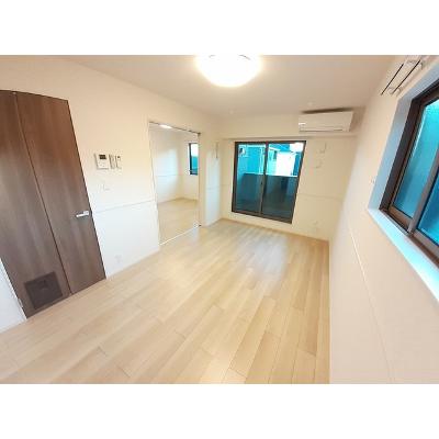 ジラソーレ　Ⅱ 201【管理NO：1-025893702-02010】 ★家具家電は申し込み後に搬入します★の物件写真2