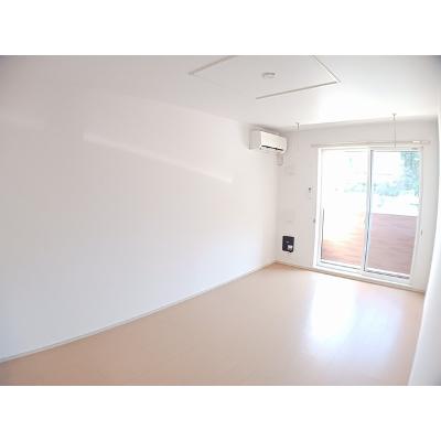フィオーレ・Ｍ 102【管理NO：1-021080601-01020】 ★家具家電は申し込み後に搬入します★ ★2026年10月下旬入居可能★の物件写真2