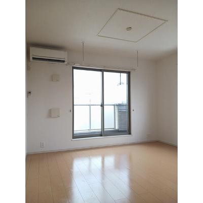 クー・ド・フェルム 201【管理NO：1-020810001-02010】 ★家具家電は申し込み後に搬入します★ ★2026年11月中旬入居可能★の物件写真2