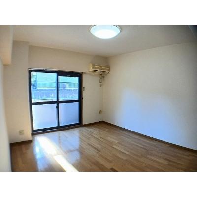 アヴニール 101【管理NO：1-009560501-01010】 ★家具家電は申し込み後に搬入します★ ★2026年10月下旬入居可能★の物件写真2