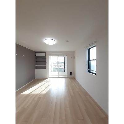メゾン・ド・エクセレンスⅥ 205【管理NO：1-027245301-02040】 ★家具家電は申し込み後に搬入します★の物件写真2
