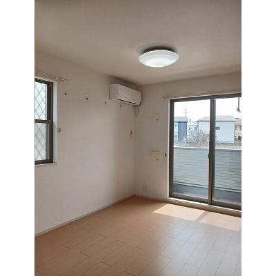 アヤソフィヤ　Ⅲ 101【管理NO：1-018379901-01010】 ★家具家電は申し込み後に搬入します★ ★2026年10月上旬入居可能★の物件写真2