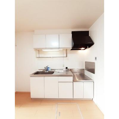 シェ　モア　Ⅰ 105【管理NO：1-016228901-01040】 ★家具家電は申し込み後に搬入します★ ★2026年10月上旬入居可能★の物件写真3