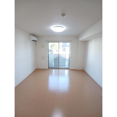 アン・ジュネス 102【管理NO：1-018774701-01020】 ★家具家電は申し込み後に搬入します★の物件写真2