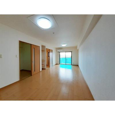 スカイウィング 806【管理NO：1-014472401-08060】 ★家具家電は申し込み後に搬入します★ ★2026年10月下旬入居可能★の物件写真2