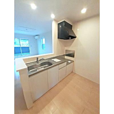 クイーンズ・ガーデンⅡ　Ｂ 204【管理NO：1-023183802-02040】 ★家具家電は申し込み後に搬入します★ ★2026年10月下旬入居可能★の物件写真3