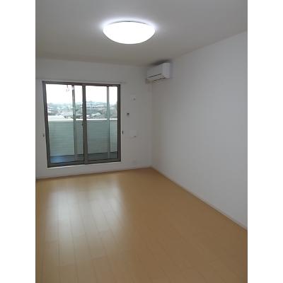 グランベルＢ 302【管理NO：1-019910202-03020】 ★家具家電は申し込み後に搬入します★ ★2026年12月中旬入居可能★の物件写真2