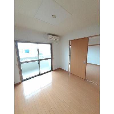 ブリランテピアッツァ 206【管理NO：1-015312401-02050】 ★家具家電は申し込み後に搬入します★ ★2026年11月上旬入居可能★の物件写真2