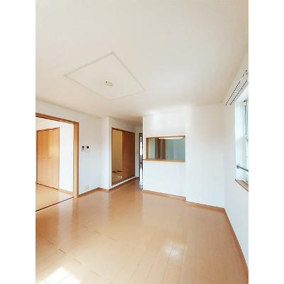サンフラワーＥ 201【管理NO：1-014431405-02010】 ★家具家電は申し込み後に搬入します★ ★2026年11月上旬入居可能★の物件写真2