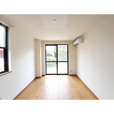 ル・ファミーユＢ 101【管理NO：1-011361602-01010】 ★家具家電は申し込み後に搬入します★の物件写真2