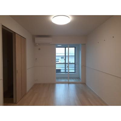 リヨン　鯖江　０１ 101【管理NO：1-026970701-01010】 ★家具家電は申し込み後に搬入します★ ★2026年11月中旬入居可能★の物件写真2