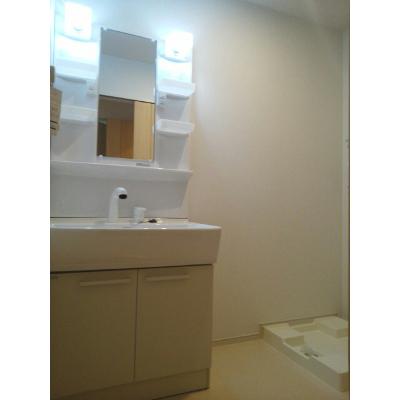 オー　メリー　バンチュ 204【管理NO：1-021860001-02040】 ★家具家電は申し込み後に搬入します★ ★2026年10月上旬入居可能★の物件写真6