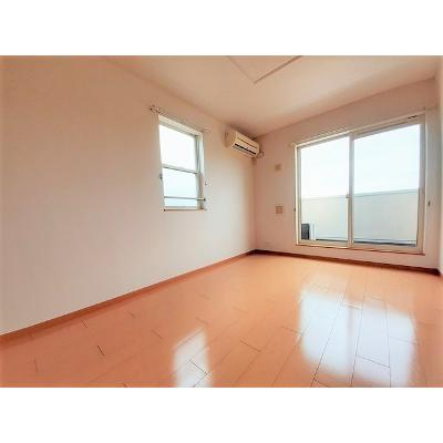 トレポンテＢ 201【管理NO：1-014641902-02010】 ★家具家電は申し込み後に搬入します★ ★2026年11月上旬入居可能★の物件写真2