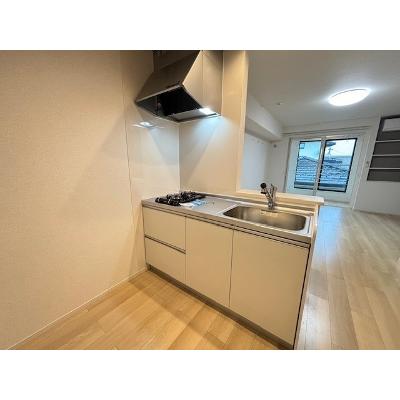 カーサ・アルバ 203【管理NO：1-026658201-02030】 ★家具家電は申し込み後に搬入します★ ★2026年11月上旬入居可能★の物件写真3