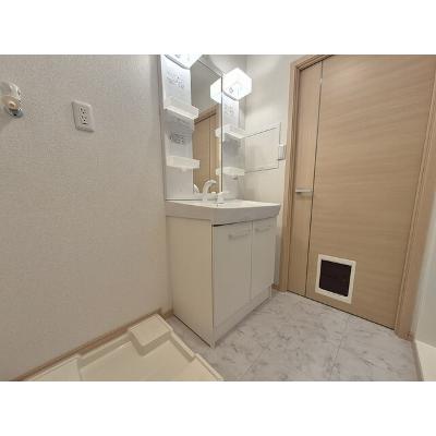 ル・リアンＡ 201【管理NO：1-018429201-02010】 ★家具家電は申し込み後に搬入します★ ★2026年11月上旬入居可能★の物件写真6