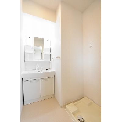フィオ・コリーヌ 301【管理NO：1-022567301-03010】 ★家具家電は申し込み後に搬入します★ ★2026年11月中旬入居可能★の物件写真6