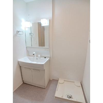 ユングフラウ　オオタ 205【管理NO：1-028775801-02050】 ★家具家電は申し込み後に搬入します★ ★2026年11月上旬入居可能★の物件写真6
