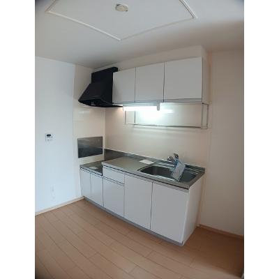 ベルソレイユⅠ 203【管理NO：1-016451701-02030】 ★家具家電は申し込み後に搬入します★ ★2026年11月上旬入居可能★の物件写真3
