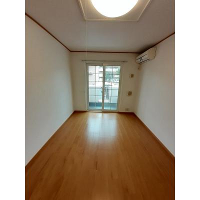 メゾン・アンソレイエ　Ⅱ 103【管理NO：1-013516802-01030】 ★家具家電は申し込み後に搬入します★ ★2026年10月下旬入居可能★の物件写真2