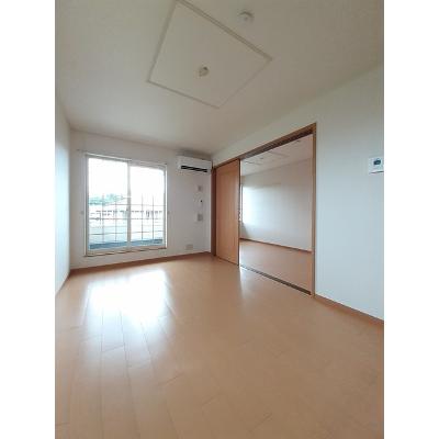 サンチェリーヒルズＢ 204【管理NO：1-015293202-02040】 ★家具家電は申し込み後に搬入します★ ★2026年10月中旬入居可能★の物件写真2