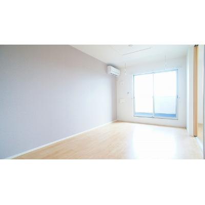 アルモニーメゾン 204【管理NO：1-021463001-02040】 ★家具家電は申し込み後に搬入します★ ★2026年10月下旬入居可能★の物件写真2
