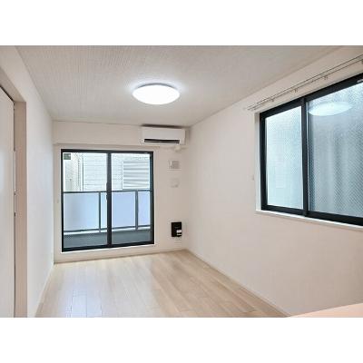 ジーニアス・ラソ 202【管理NO：1-028015701-02020】 ★家具家電は申し込み後に搬入します★ ★2026年11月上旬入居可能★の物件写真2