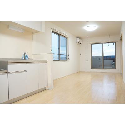 リバレイン 301【管理NO：1-021837801-03010】 ★家具家電は申し込み後に搬入します★ ★2026年12月中旬入居可能★の物件写真2