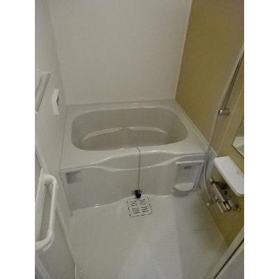 アイリス関場 101【管理NO：1-023303601-01010】 ★家具家電は申し込み後に搬入します★ ★2026年11月中旬入居可能★の物件写真4