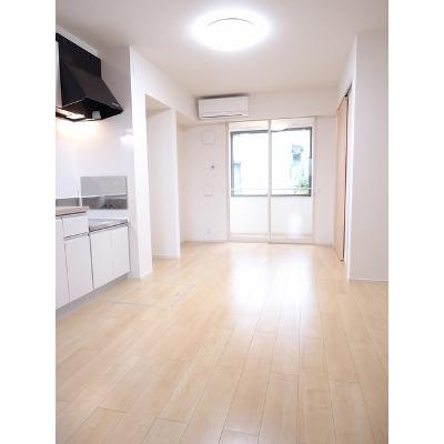 スマイルセレクト 103【管理NO：1-023214801-01030】 ★家具家電は申し込み後に搬入します★ ★2026年11月中旬入居可能★の物件写真2