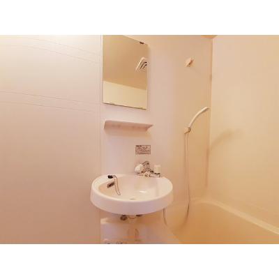 りんごの家Ｂ 202【管理NO：1-005097802-02020】 ★家具家電は申し込み後に搬入します★ ★2026年10月下旬入居可能★の物件写真6
