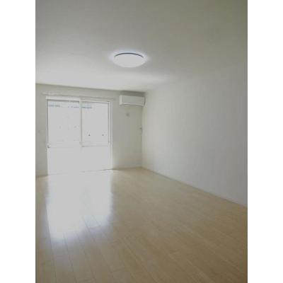 ボアソルチＡ 105【管理NO：1-023959501-01050】 ★家具家電は申し込み後に搬入します★ ★2026年11月上旬入居可能★の物件写真2