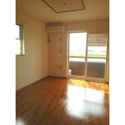 トゥインクルⅢ 101【管理NO：1-013863201-01010】 ★家具家電は申し込み後に搬入します★ ★2026年10月下旬入居可能★の物件写真2