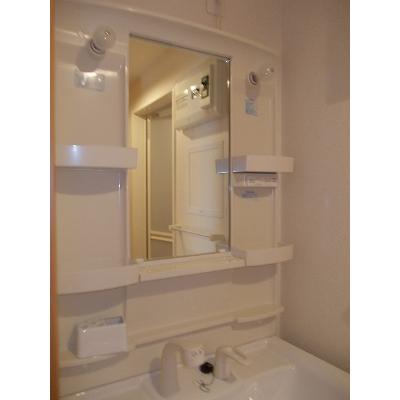 リバーアイランド 201【管理NO：1-014359601-02010】 ★家具家電は申し込み後に搬入します★ ★2026年11月上旬入居可能★の物件写真6
