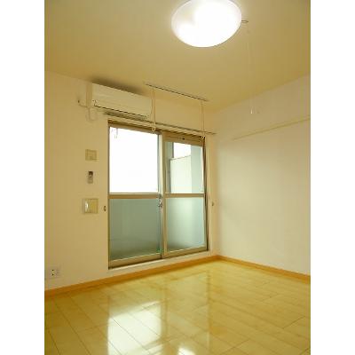 センチュリー善 501【管理NO：1-016502101-05010】 ★家具家電は申し込み後に搬入します★の物件写真2