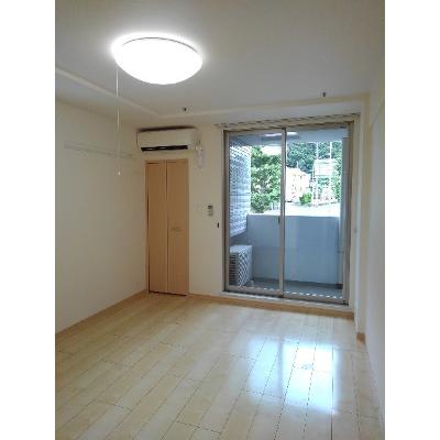 プラシード・パラッツオ 201【管理NO：1-017621401-02010】 ★家具家電は申し込み後に搬入します★ ★2026年11月上旬入居可能★の物件写真2