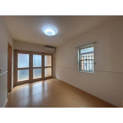 ブリーズ　メゾン 102【管理NO：1-018698901-01020】 ★家具家電は申し込み後に搬入します★の物件写真2