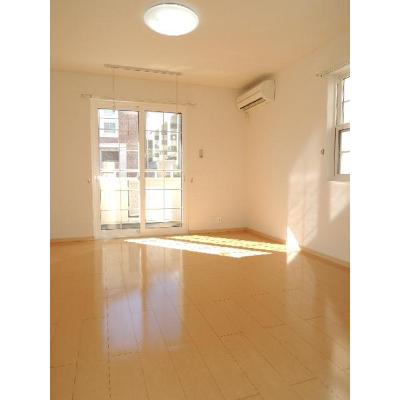 エレガント藤間　Ⅰ 103【管理NO：1-015563001-01030】 ★家具家電は申し込み後に搬入します★ ★2026年11月中旬入居可能★の物件写真2