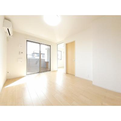 はくほう・桜 101【管理NO：1-022772301-01010】 ★家具家電は申し込み後に搬入します★ ★2027年04月中旬入居可能★の物件写真2