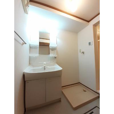 エンペラーヒルズ平手 102【管理NO：1-011771001-01020】 ★家具家電は申し込み後に搬入します★ ★2026年10月中旬入居可能★の物件写真6