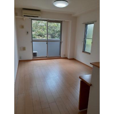 パ－ク青陽 107【管理NO：1-012807601-01060】 ★家具家電は申し込み後に搬入します★ ★2026年11月上旬入居可能★の物件写真2