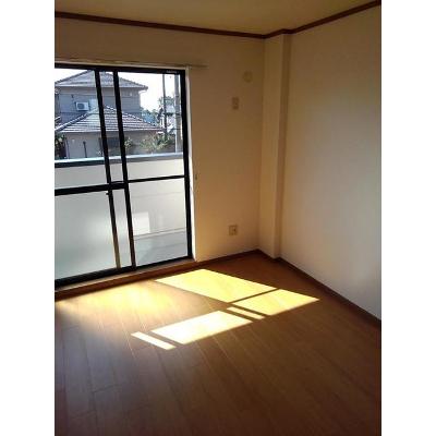 エスポア－ル 202【管理NO：1-010608901-02020】 ★家具家電は申し込み後に搬入します★ ★2026年11月中旬入居可能★の物件写真2