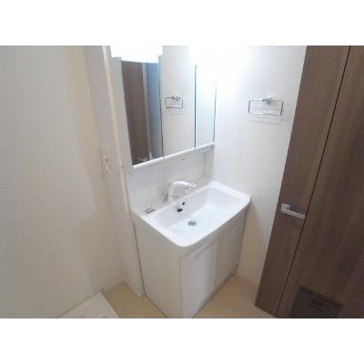 バンブー　ケン 201【管理NO：1-025823301-02010】 ★家具家電は申し込み後に搬入します★ ★2026年12月上旬入居可能★の物件写真6