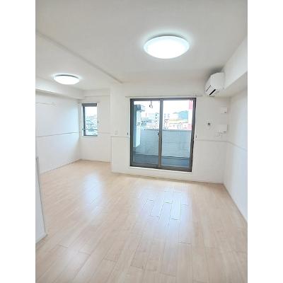 ルートメゾン 304【管理NO：1-020477201-03040】 ★家具家電は申し込み後に搬入します★の物件写真2