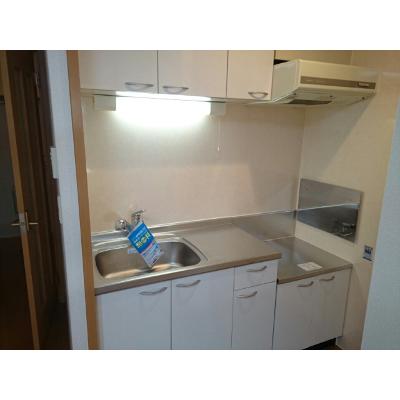 サニーコンフォート北山 206【管理NO：1-014307201-02050】 ★家具家電は申し込み後に搬入します★ ★2026年11月上旬入居可能★の物件写真3