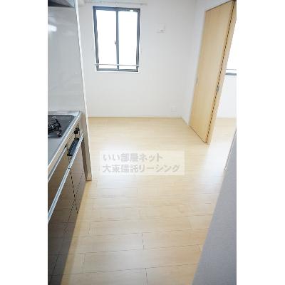 フィアクローバー 202【管理NO：1-023042201-02020】 ★家具家電は申し込み後に搬入します★ ★2026年11月中旬入居可能★の物件写真2