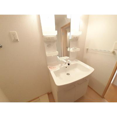 ロイヤルメドウ 311【管理NO：1-014356801-03090】 ★家具家電は申し込み後に搬入します★ ★2026年12月中旬入居可能★の物件写真6